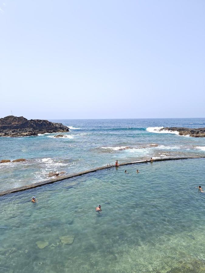 Cozy Apartment In Front Of The Natural Pools El Pris Exterior foto